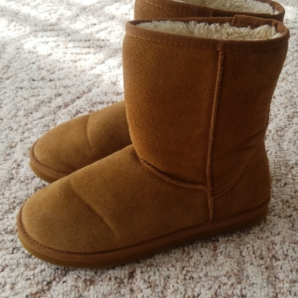 Booties - Picture 4 of 8